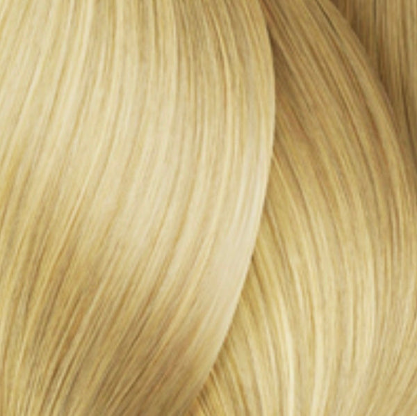 Color AKA 55/0 – Intense light brown