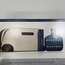 Artisan Blu 2 Piece Gift set with a Kit